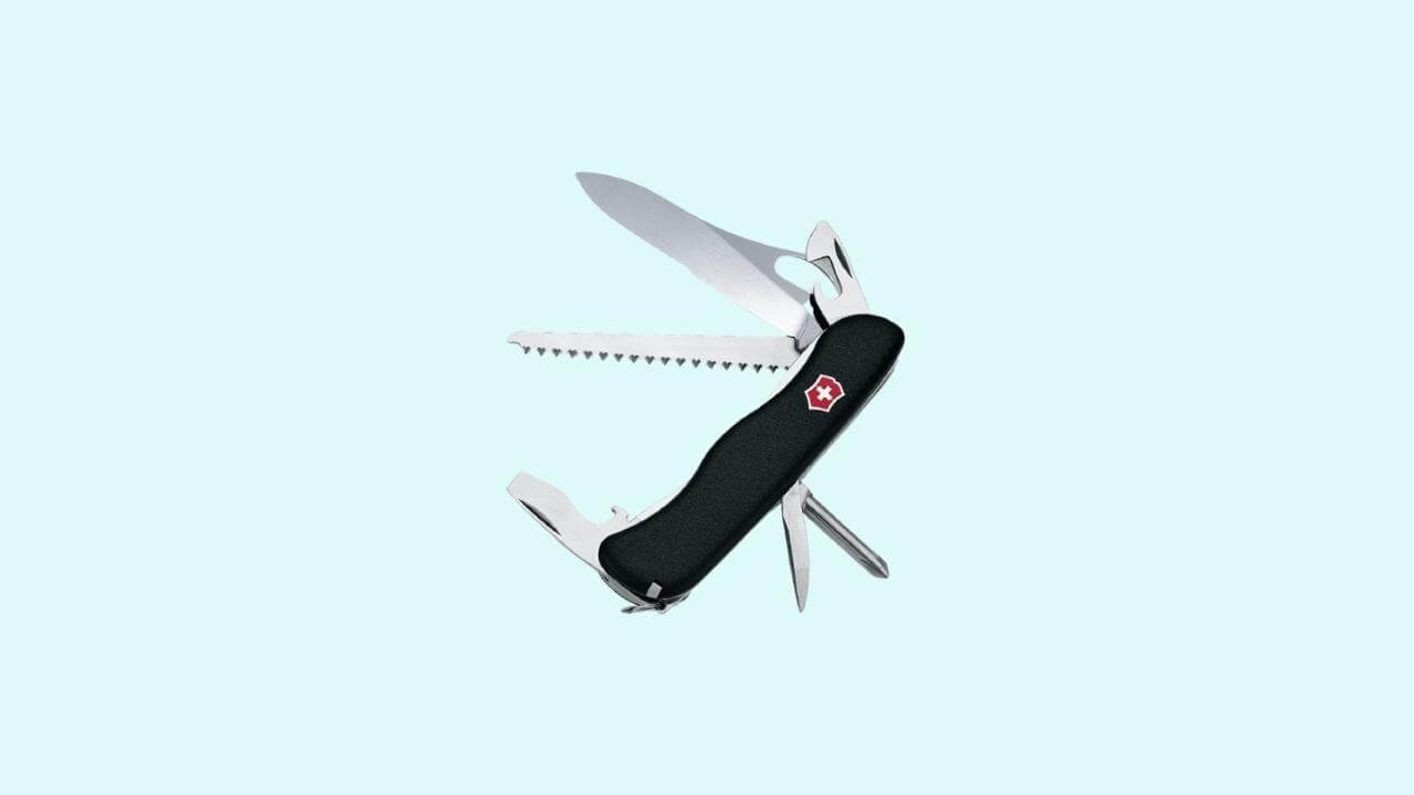 Swiss Army Trekker Pocket Knife